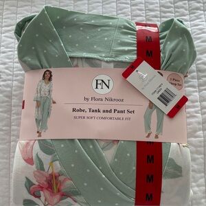 Flora Nikrooz Green Robe Intimates & Sleepwear